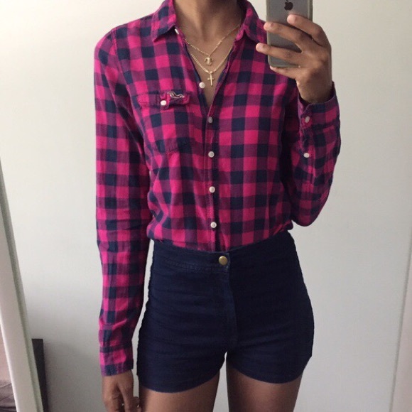 SOLD!  Hollister Button Down Plaid Flannel Medium - Picture 4 of 8